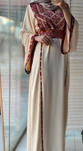 Elegant Offwhite Diamond Qabbah Thob With Manajil Details and Satin Details