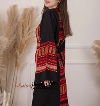 Black Elegant Abaya Embroidered On The Front And Back