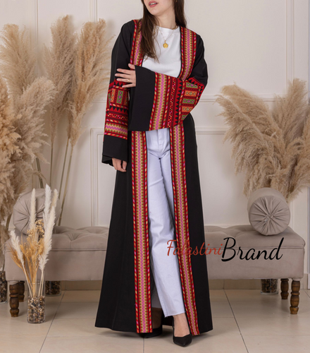 Black Elegant Abaya Embroidered On The Front And Back