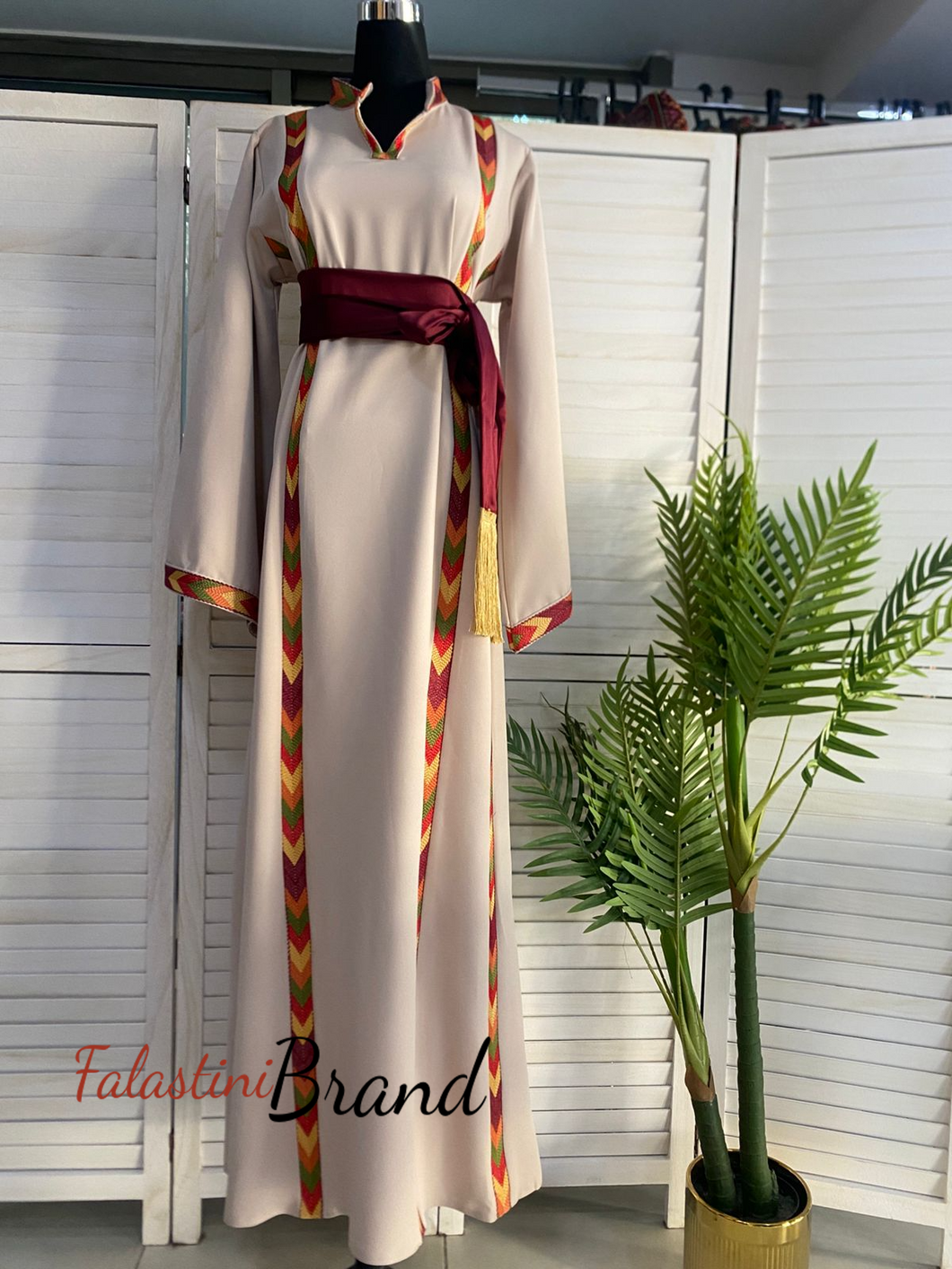 Elegant Biege Stripes Embroidered Thob Dress
